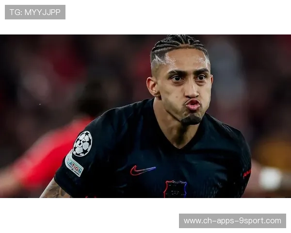 拉菲尼亚远射直挂死角:那一脚让岁月定格的美妙瞬间